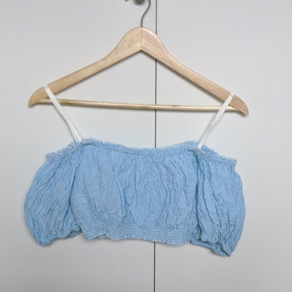 Urban Outfitters Short Top - Picture 2 of 4